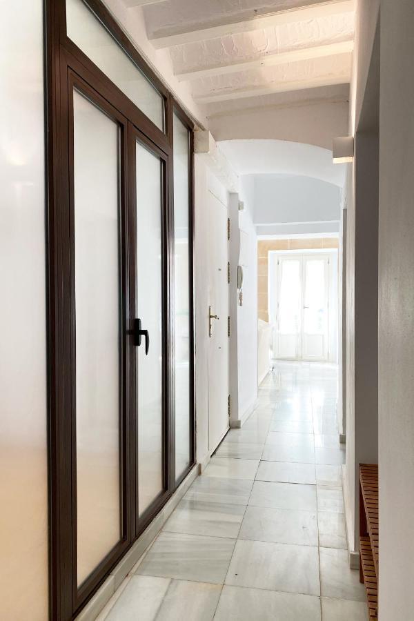Cathedral Apartamento Con Balcon *