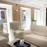 Cathedral apartamento con balcon
