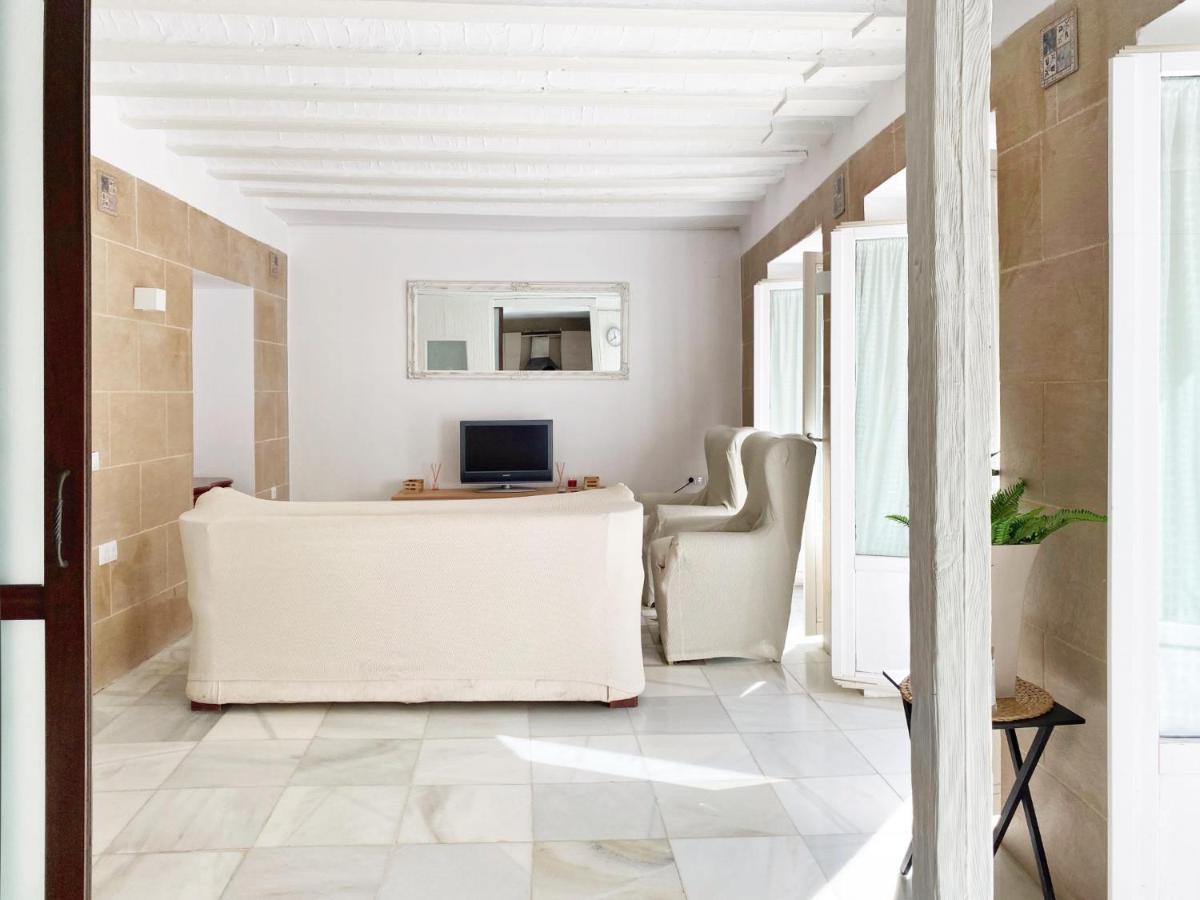 Cathedral Con Balcon Apartamento *