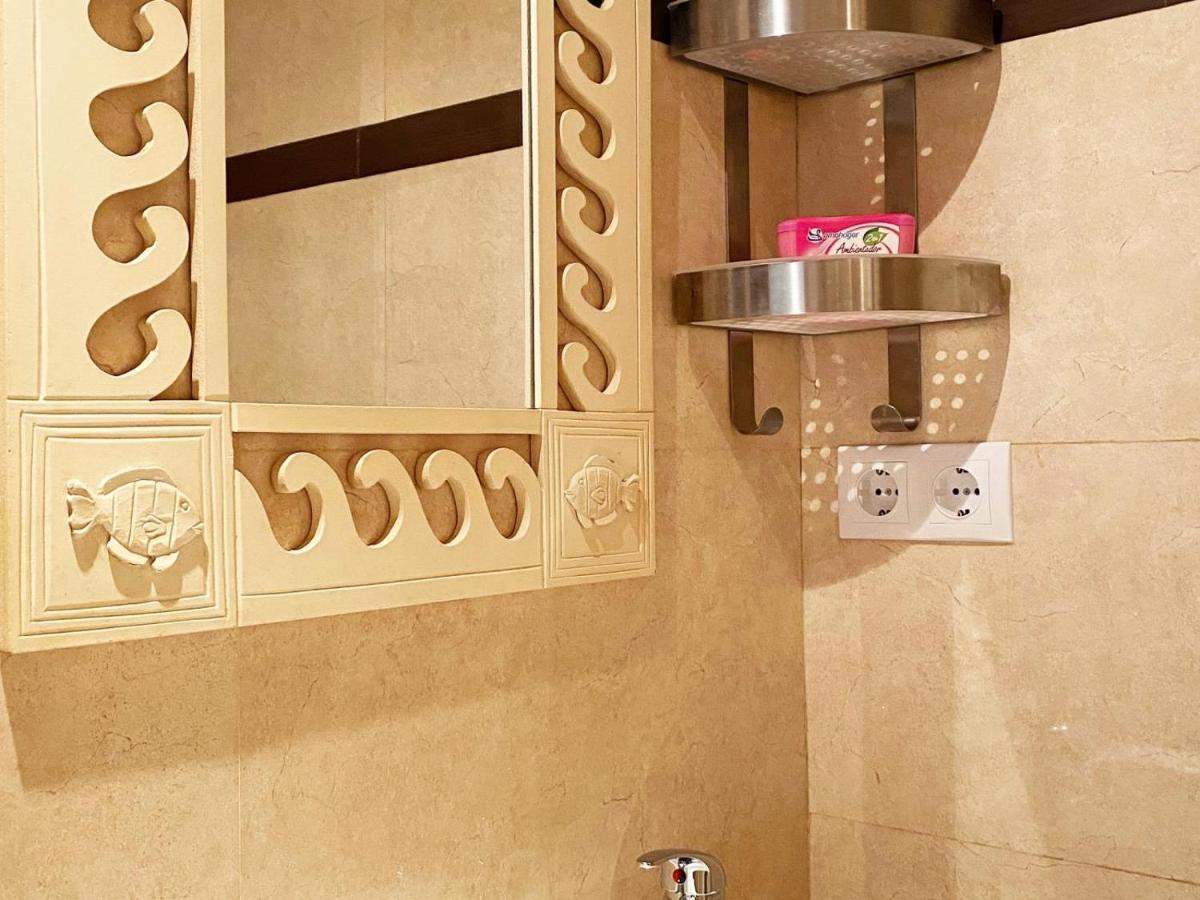 Cathedral Con Balcon Apartamento *